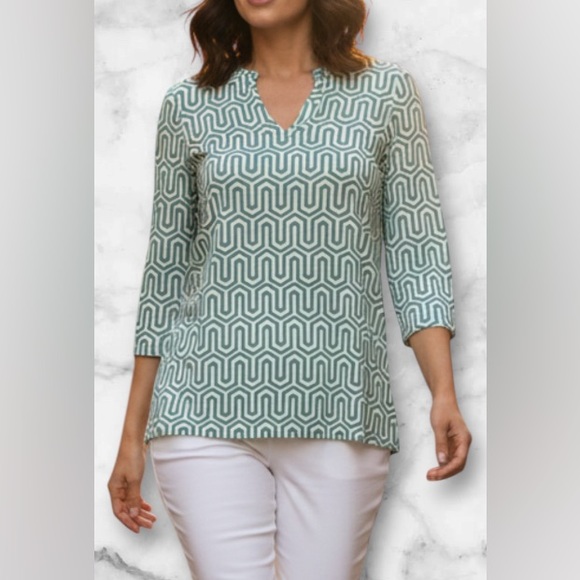 Chico's Tops - Chico’s Geometric Print V Neck 3/4 Sleeves Turquoise White Pullover Top Size M